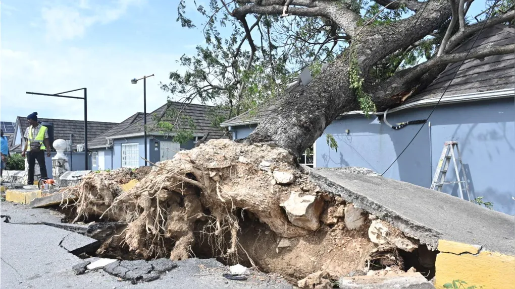 Huracán se acerca a Bermudas tras devastar Haití, Jamaica y Cuba