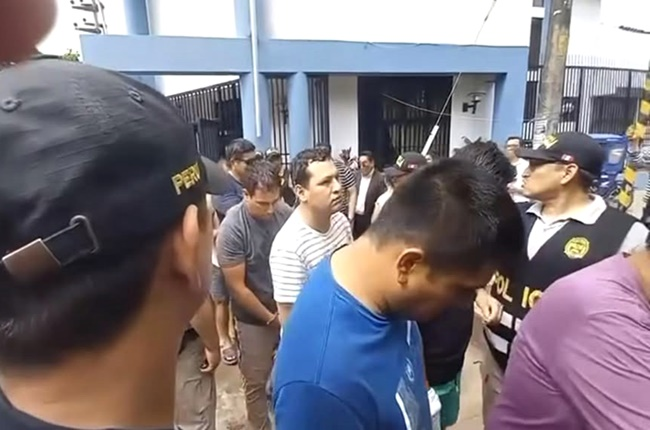 Detienen a doce policías que serían parte de red criminal