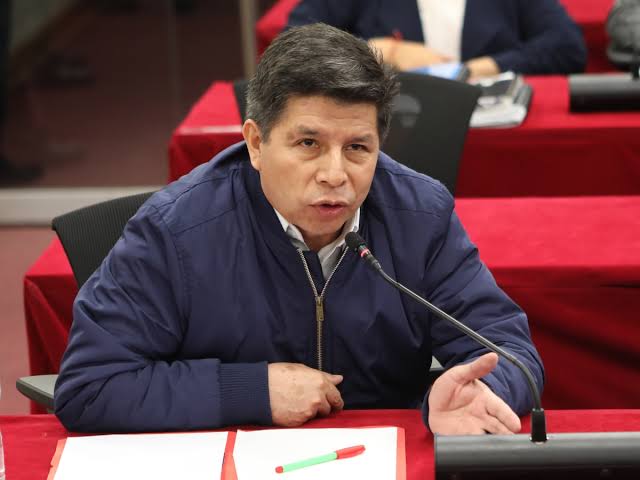 Juez ordena al Congreso otorgar pensión vitalicia a Pedro Castillo