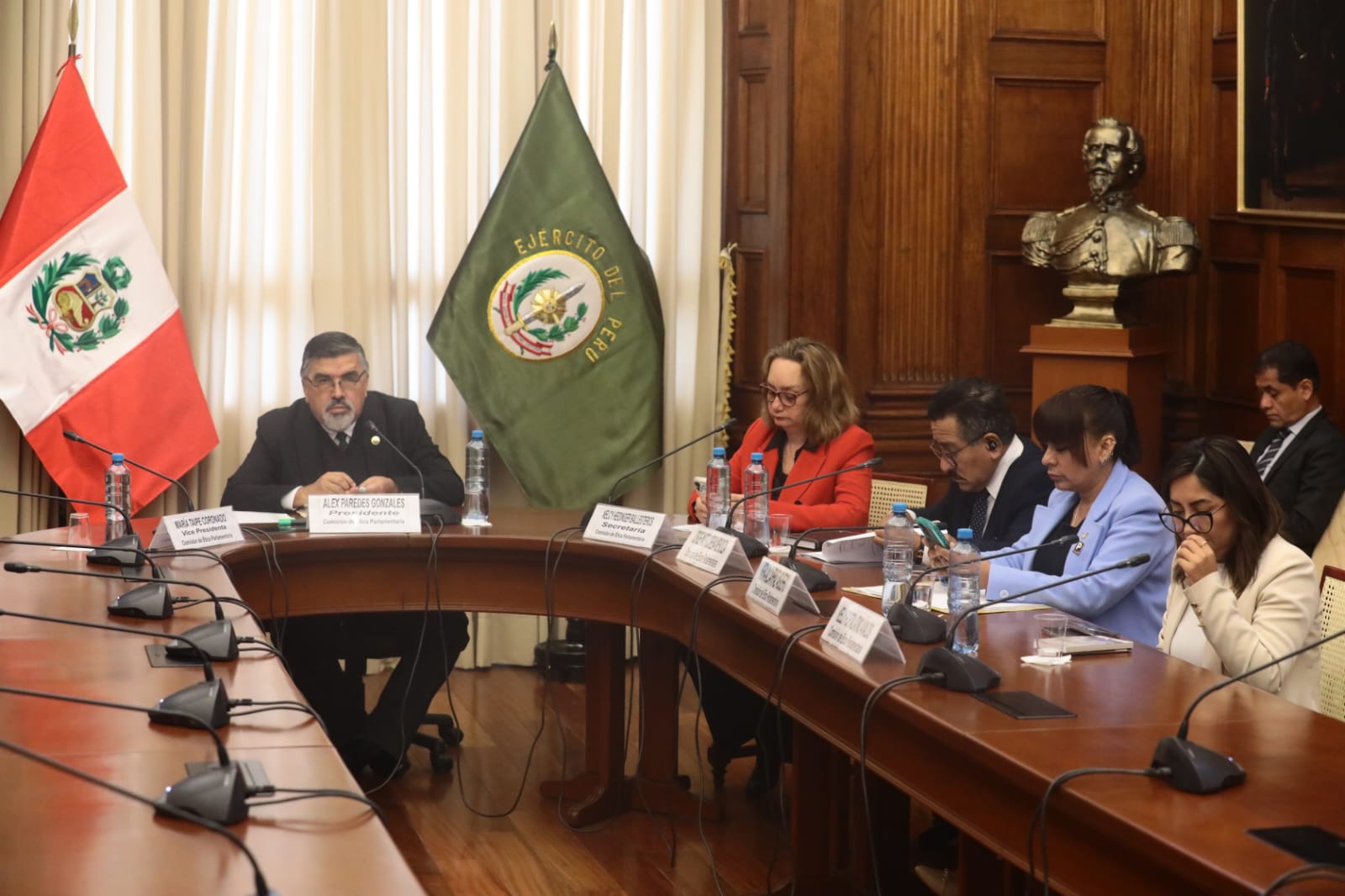 Congreso: Ética verá el lunes denuncia contra congresista Kira Alcarraz