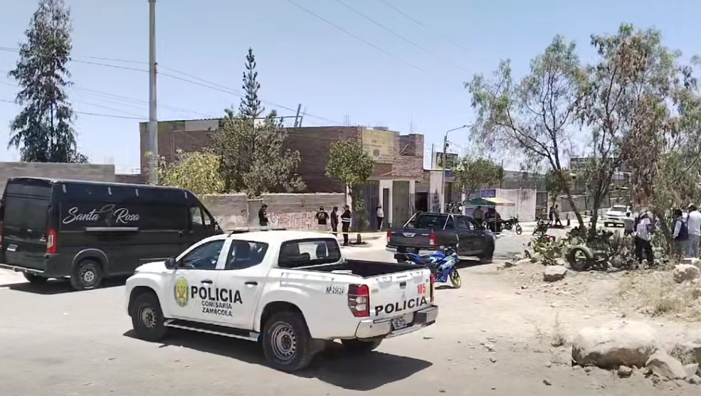 Asesinan a joven en restaurante de Cerro Colorado