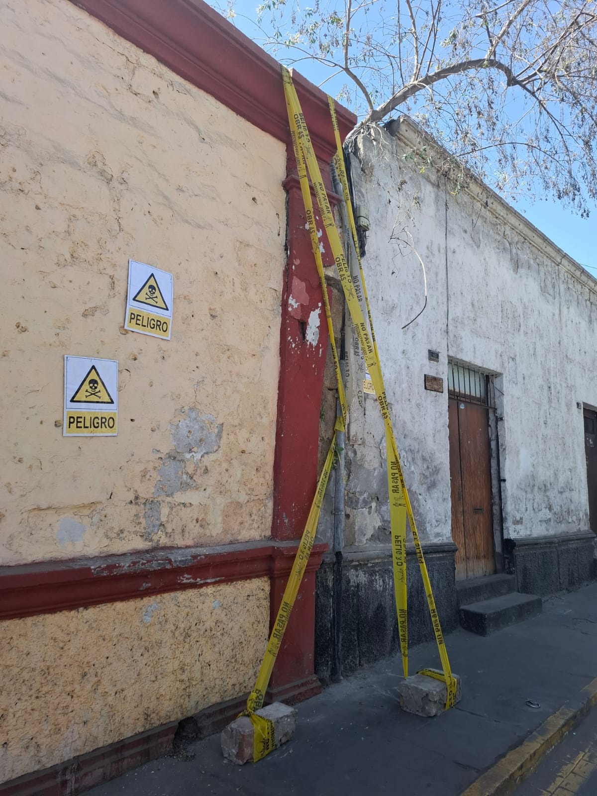 Esperarán hasta 2026 para priorizar reconstrucción de la I.E. Micaela Bastidas