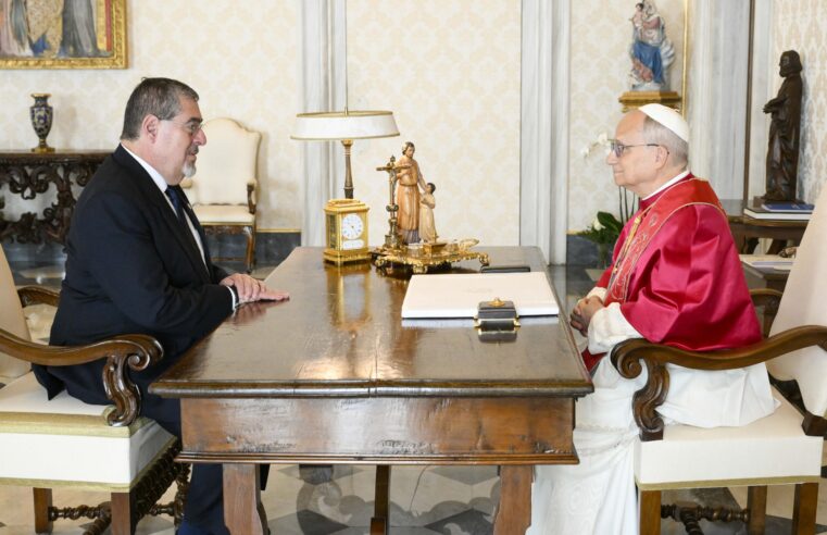 VATICANO GIRA EL PAPA.