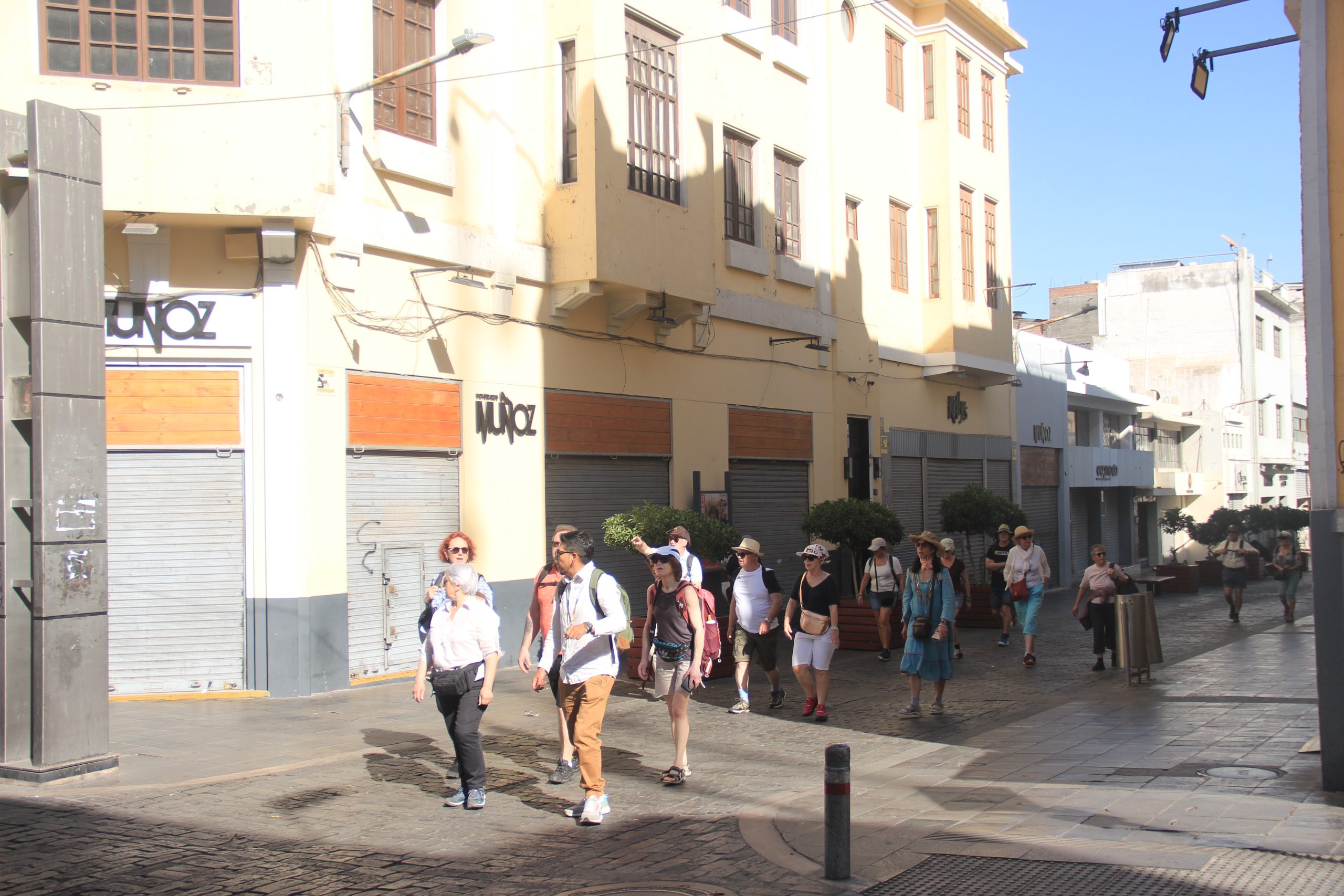 Estiman superar los 500 mil turistas al año en Arequipa