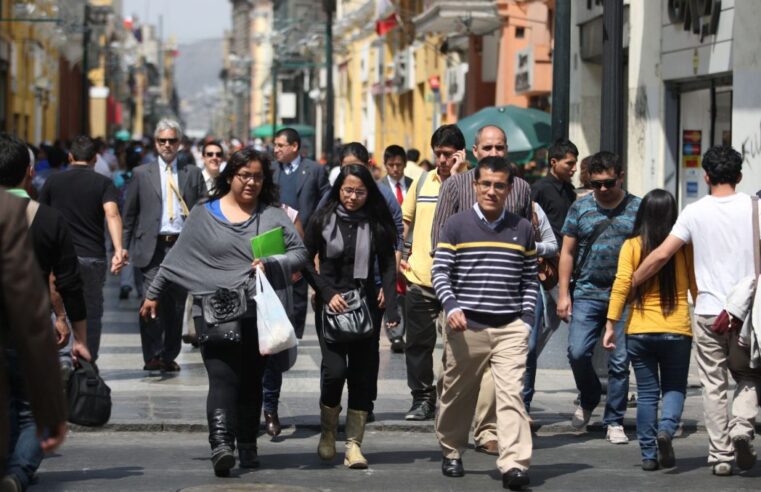 Inestabilidad política impide que el Perú crezca a un ritmo de 5% al año
