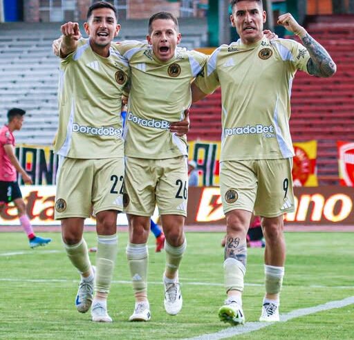 Tres equipos del Cusco en torneos internacionales 2026