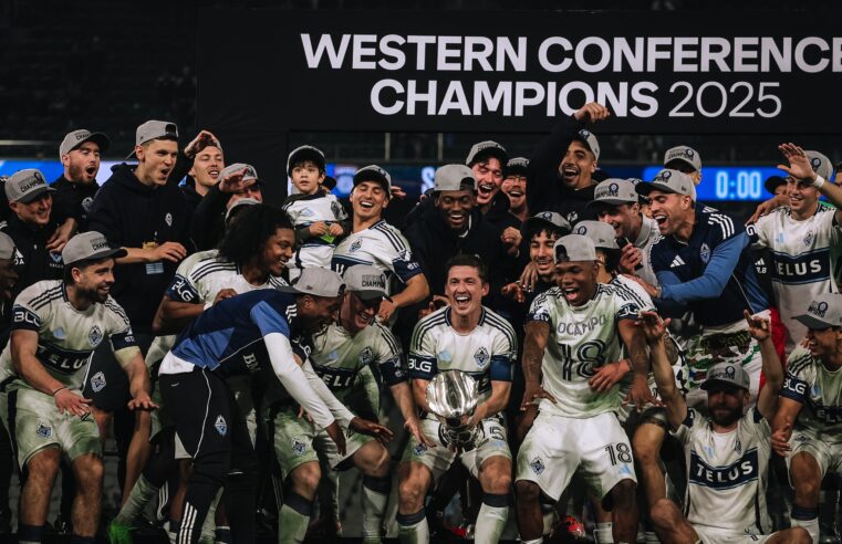 Kenji Cabrera ante Lionel Messi en la final de la MLS