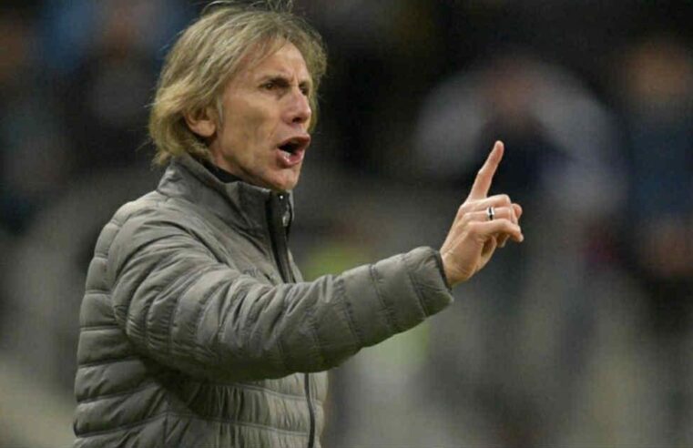 Gareca emplazó a Agustín Lozano para que diga la verdad sobre su salida