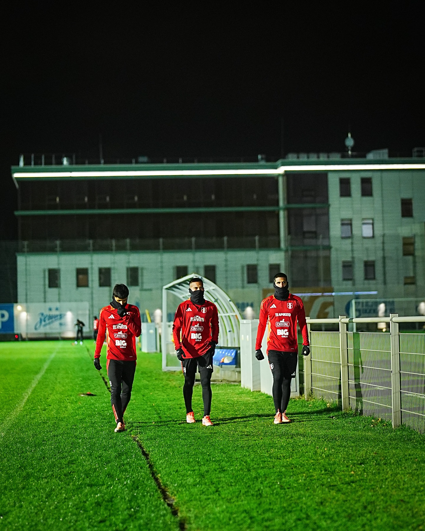 Perú se prueba ante Rusia con  cambios en su once titular