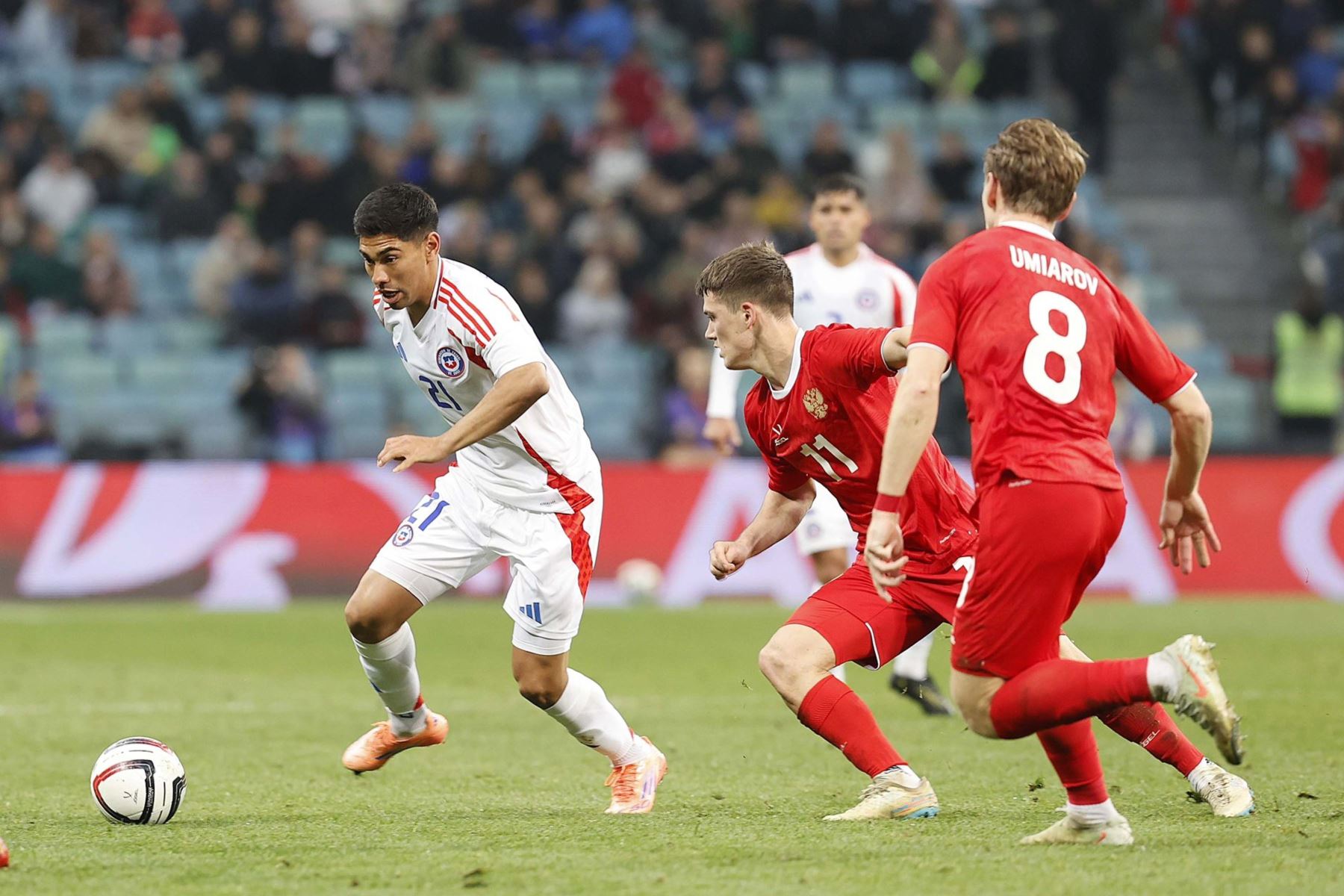 Chile derrotó a Rusia en amistoso y espera a Perú este martes