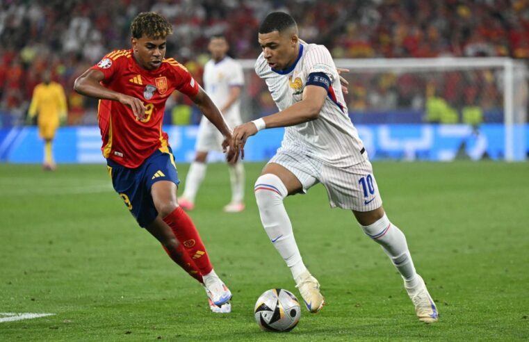 Mbappé, Dembélé y Lamine Yamal conforman el equipo ideal del año de FIFPRO