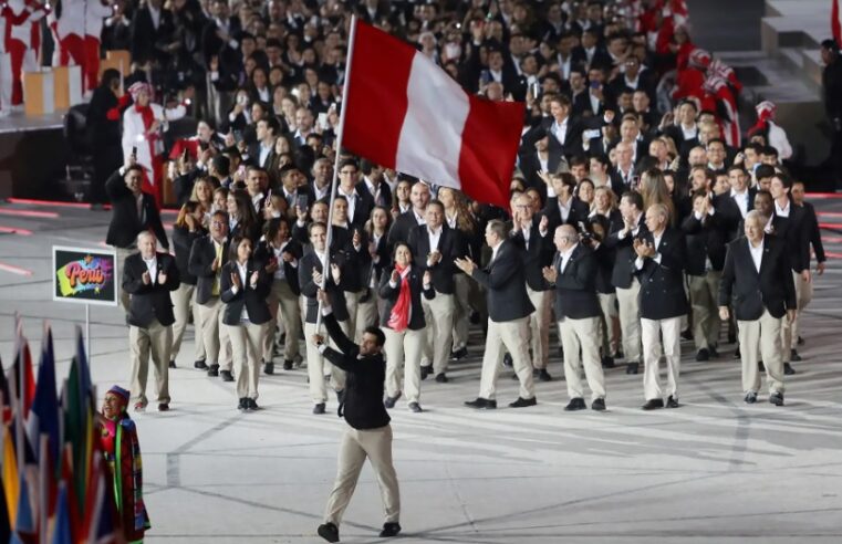 Perú presenta a sus abanderados para inauguración de los Bolivarianos