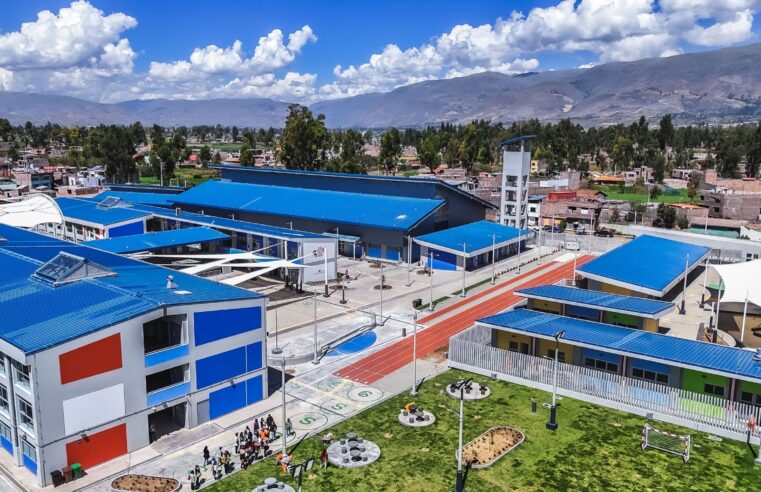 Casi S/ 1,030 millones invirtió Minedu en construcción de 11 colegios