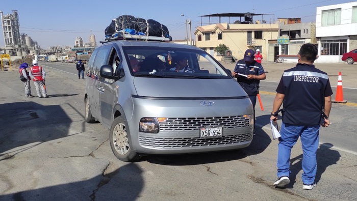 GRA REFUERZA FISCALIZACIÓN Y SANCIONA A 171 VEHÍCULOS INFORMALES EN AREQUIPA