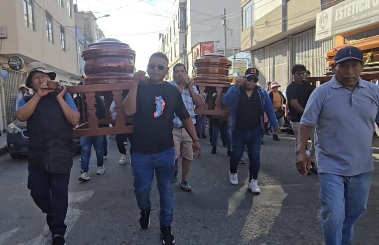 Camaná de luto: familias despiden a víctimas del trágico accidente en Ocoña