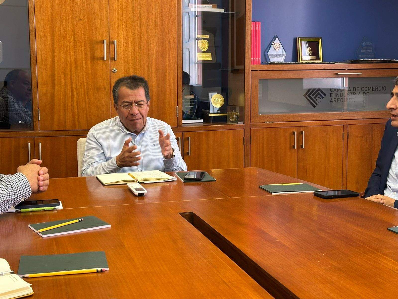 “Gobiernos subnacionales con capacidad de ejecución de obras para descentralización efectiva”