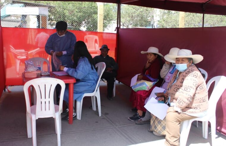 Salud brindó más de 500 atenciones a adultos mayores en campaña gratuita