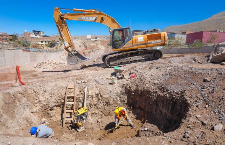 Muro de sostenimiento mejorará la transitabilidad en Cono Norte