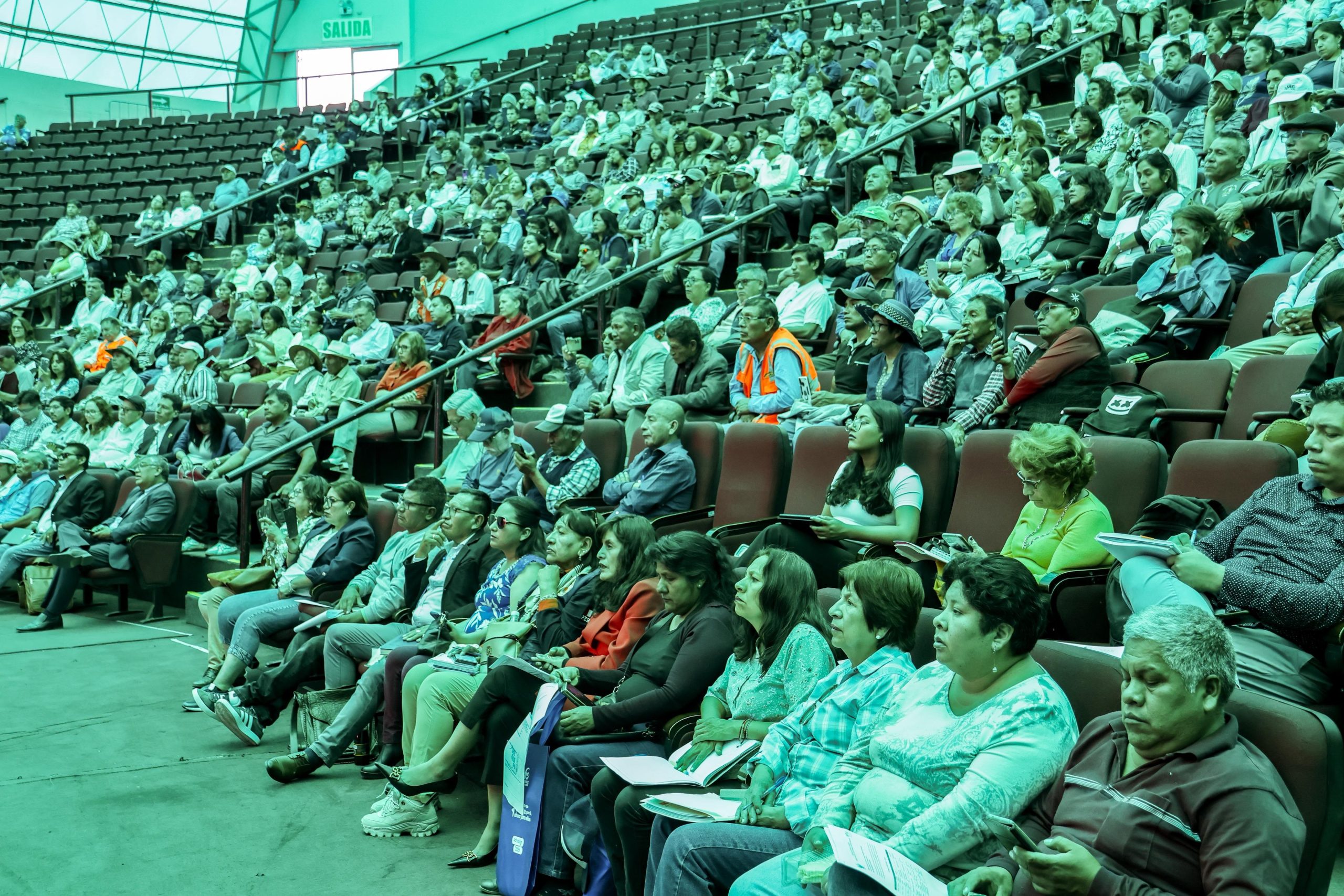 Masiva participación en primera audiencia pública del PDM