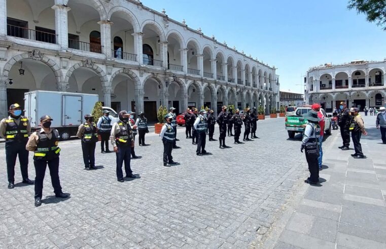 Municipio implementa planes para controlar el comercio por Navidad