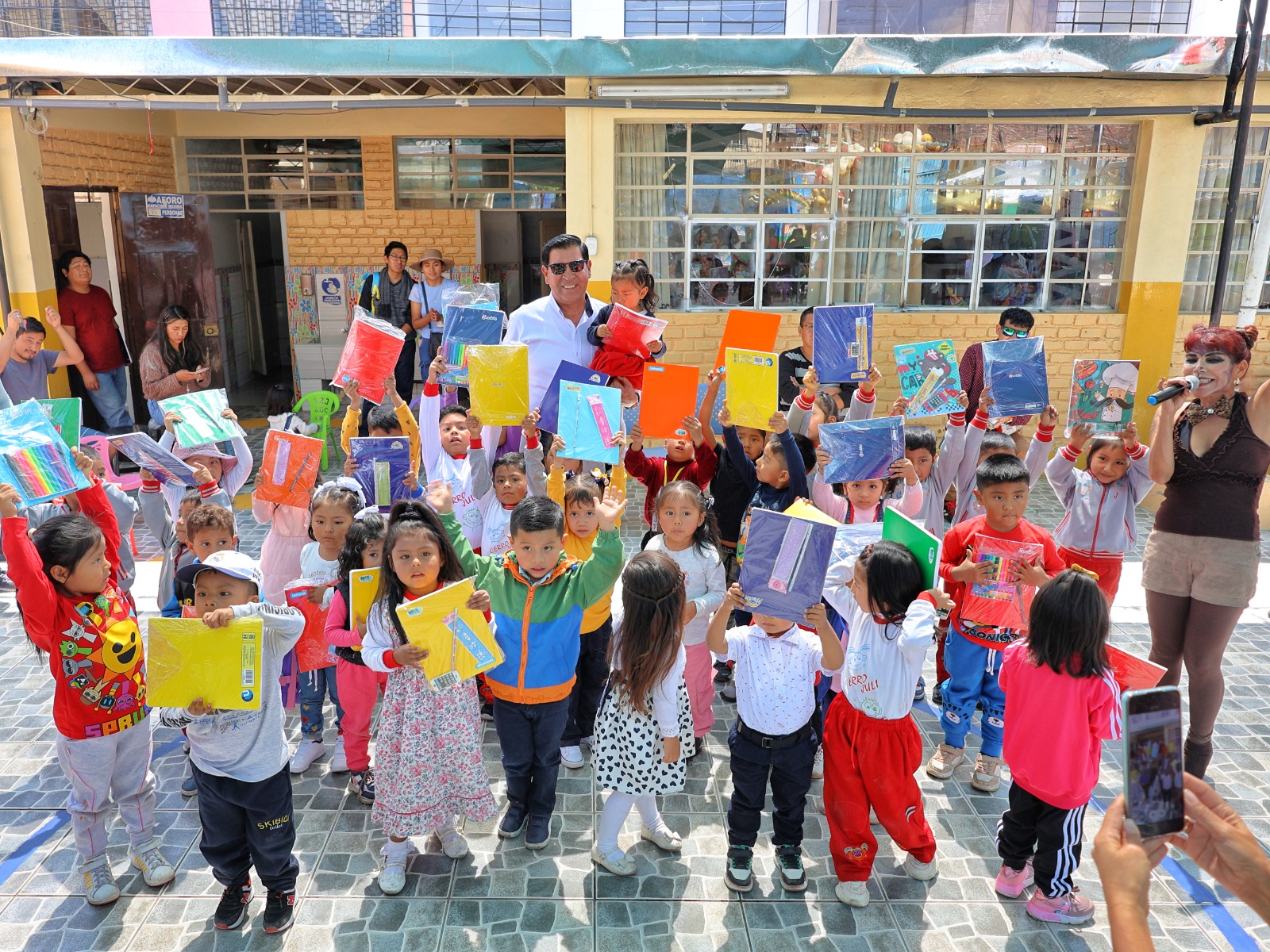 Demuna de Bustamante obtiene acreditación después de 30 años