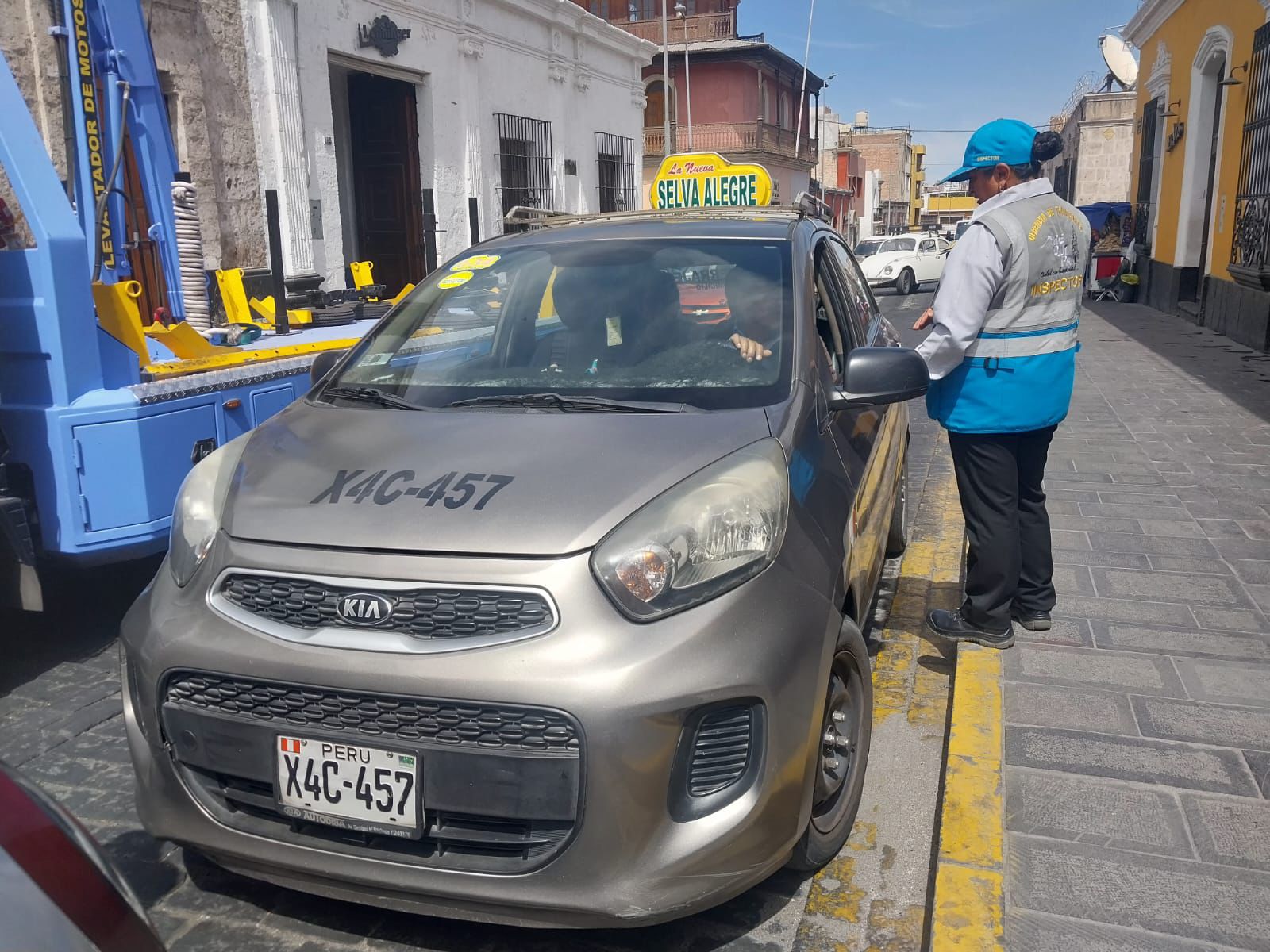 Internaron 34 vehículos informales en operativos de control de taxis