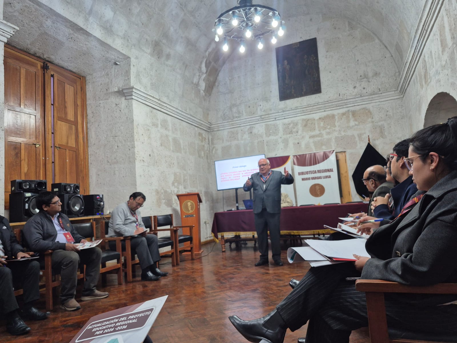 Se realizó diálogo por la calidad educativa de la región Arequipa