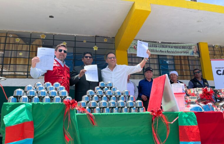 Entregan kits de cocina y menaje a 2 entidades educativas de Cayma