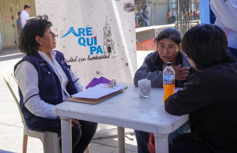 Asesoran a ciudadanos sobre sus derechos