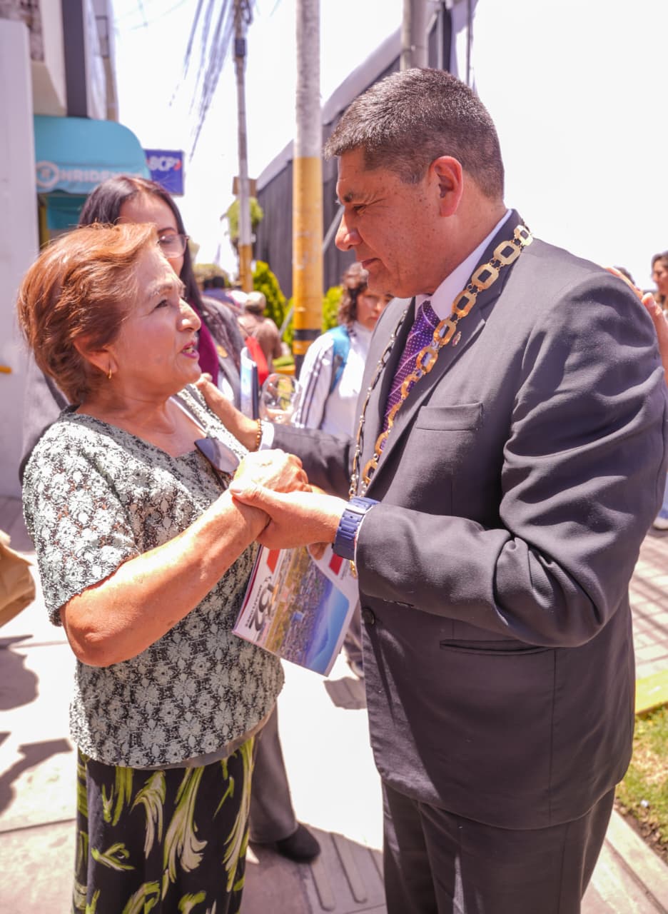 Invertirá más de S/ 60 millones en dos puentes para tres distritos