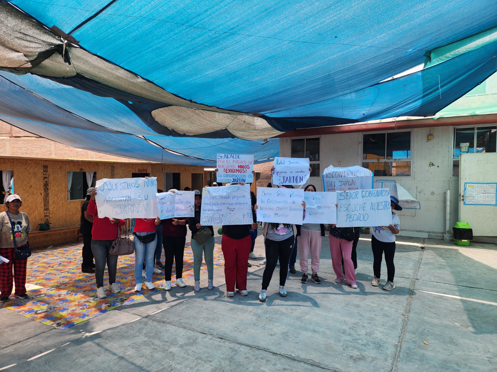 Abandonan reconstrucción del colegio Godofredo Díaz Manrique