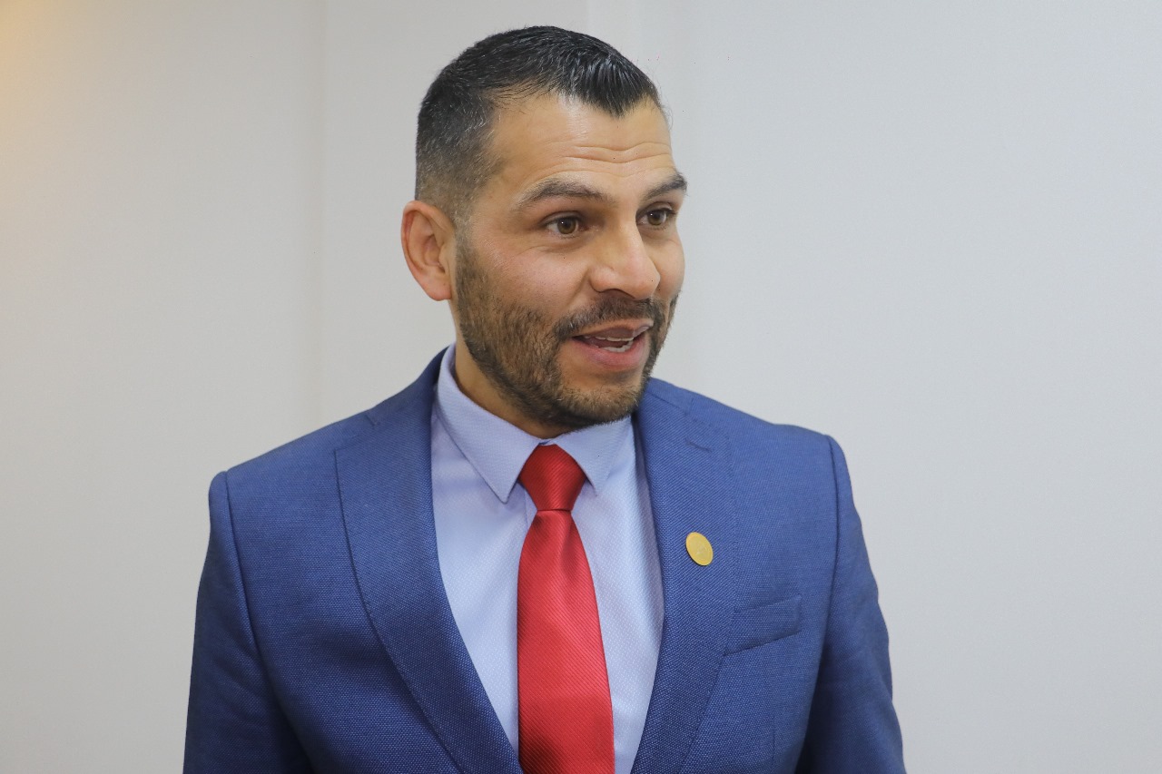 Decano de médicos veterinarios alerta sobre riesgo sanitario