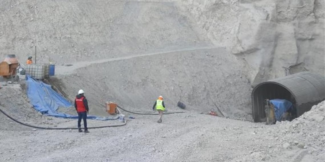 Sin fecha para reactivación de obras en túnel de Pampamarca