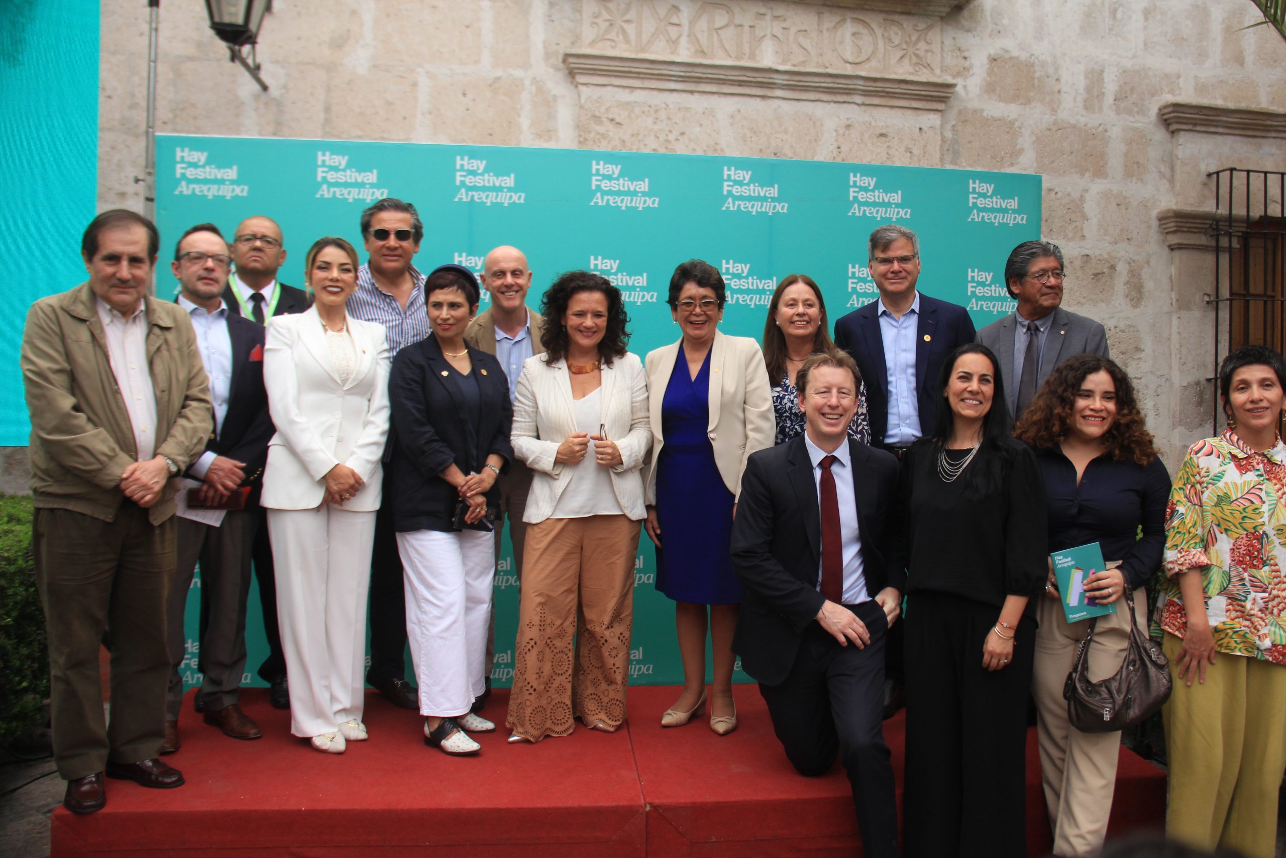Hay Festival Arequipa empieza con conversatorio sobre obra y legado de Mario Vargas Llosa