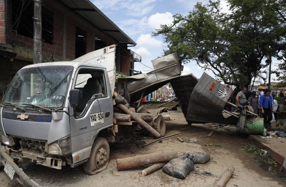 COLOMBIA FARC ATENTADO.