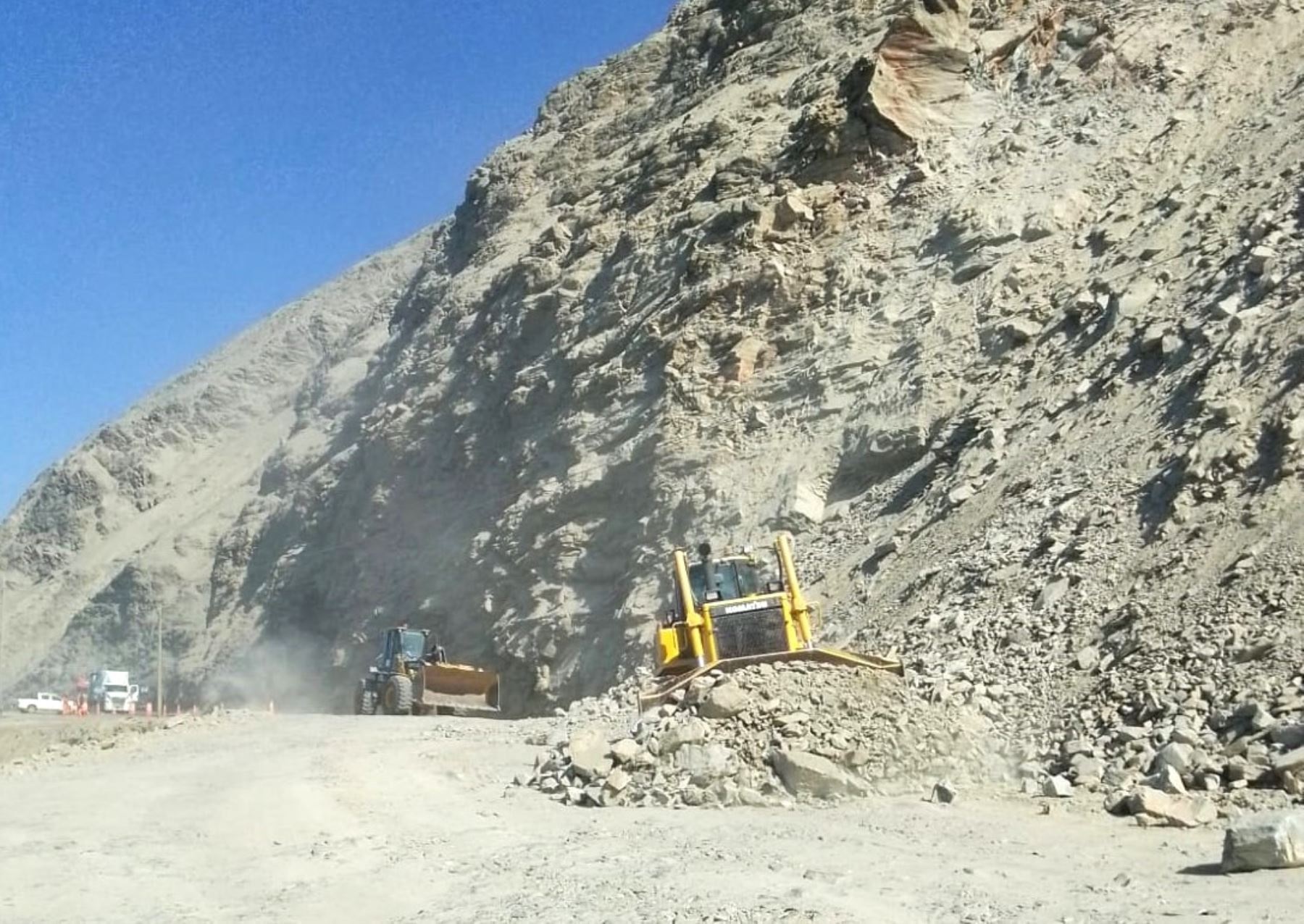 Habilitan ambos sentidos de la Panamericana Sur de manera temporal