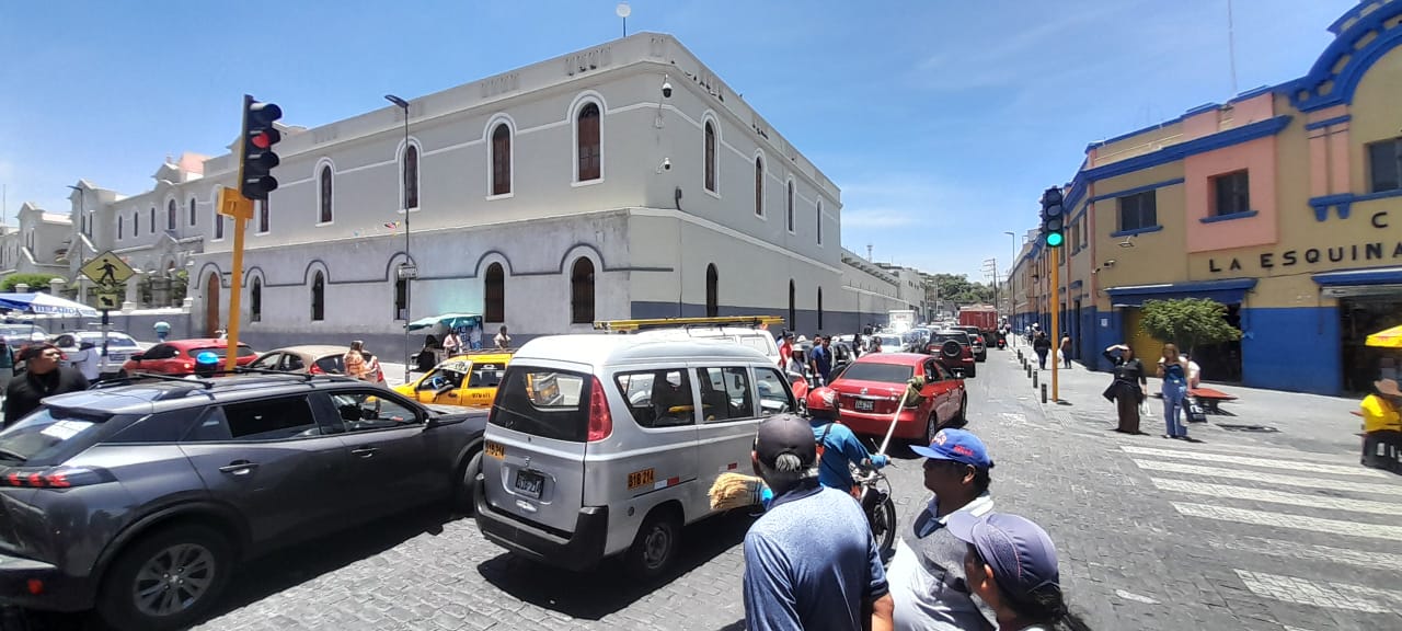 FOTO DE HOY LUNES 10 DE NOVIEMBRE