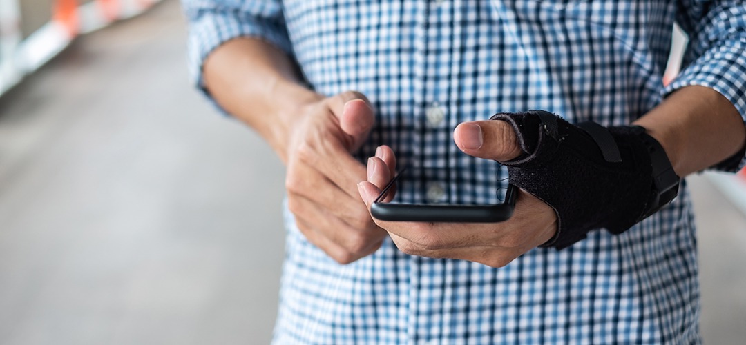 Tendinitis de Quervain por uso excesivo del celular en aumento