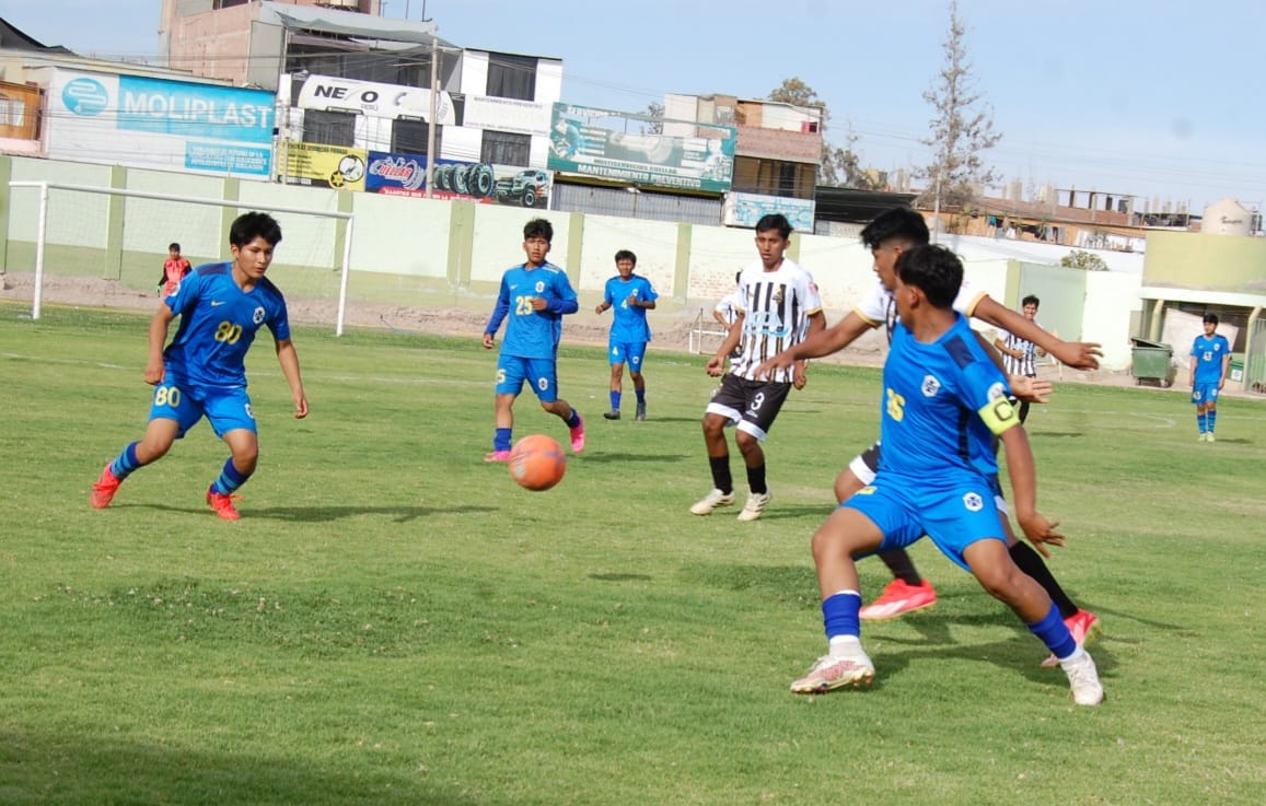 Chicho’s se mantiene líder invicto en la Liga de Majes