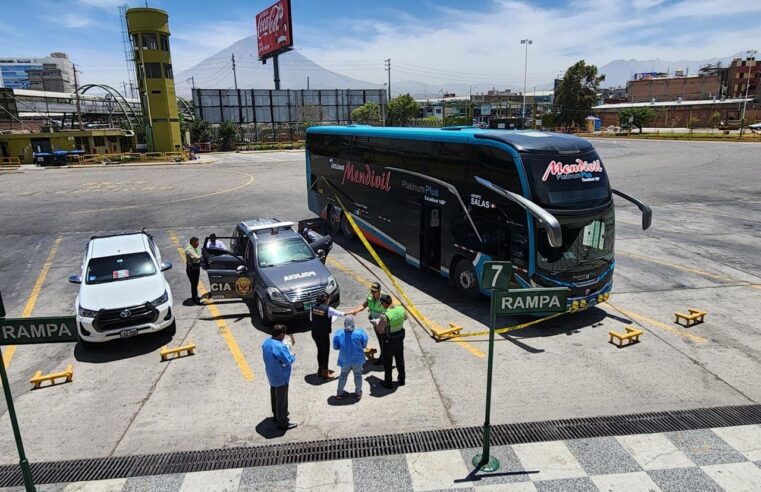 Mujer fallece durante viaje en un bus interprovincial hacia Arequipa