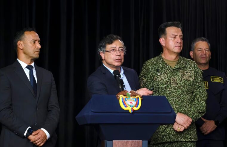 COLOMBIA PETRO AMENAZA.