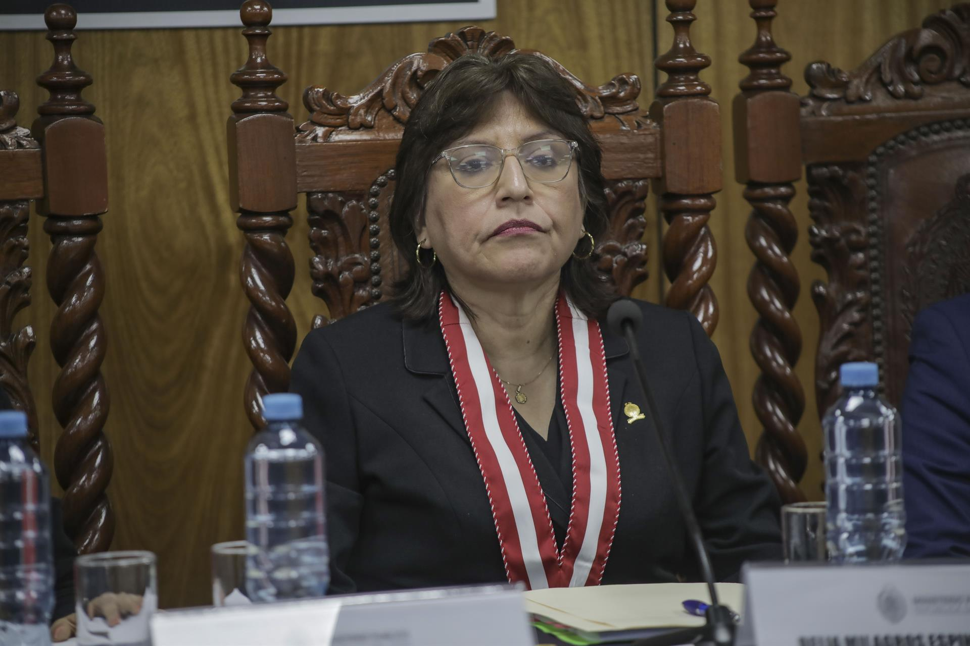 Delia Espinoza denuncia ser “perseguida política”