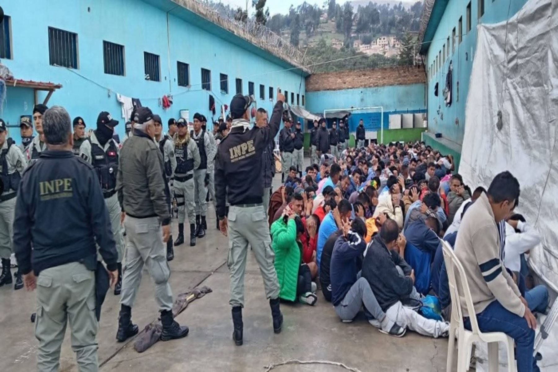 Inpe realiza requisa en penal contra crimen organizado 