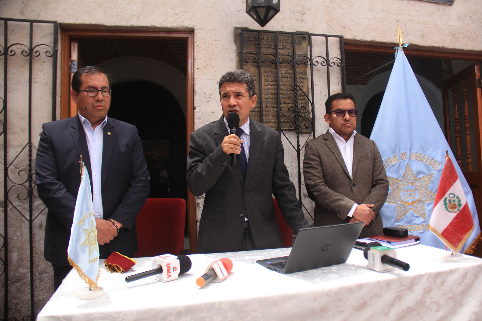 Denuncias y tensiones marcan proceso electoral en el Colegio de Abogados