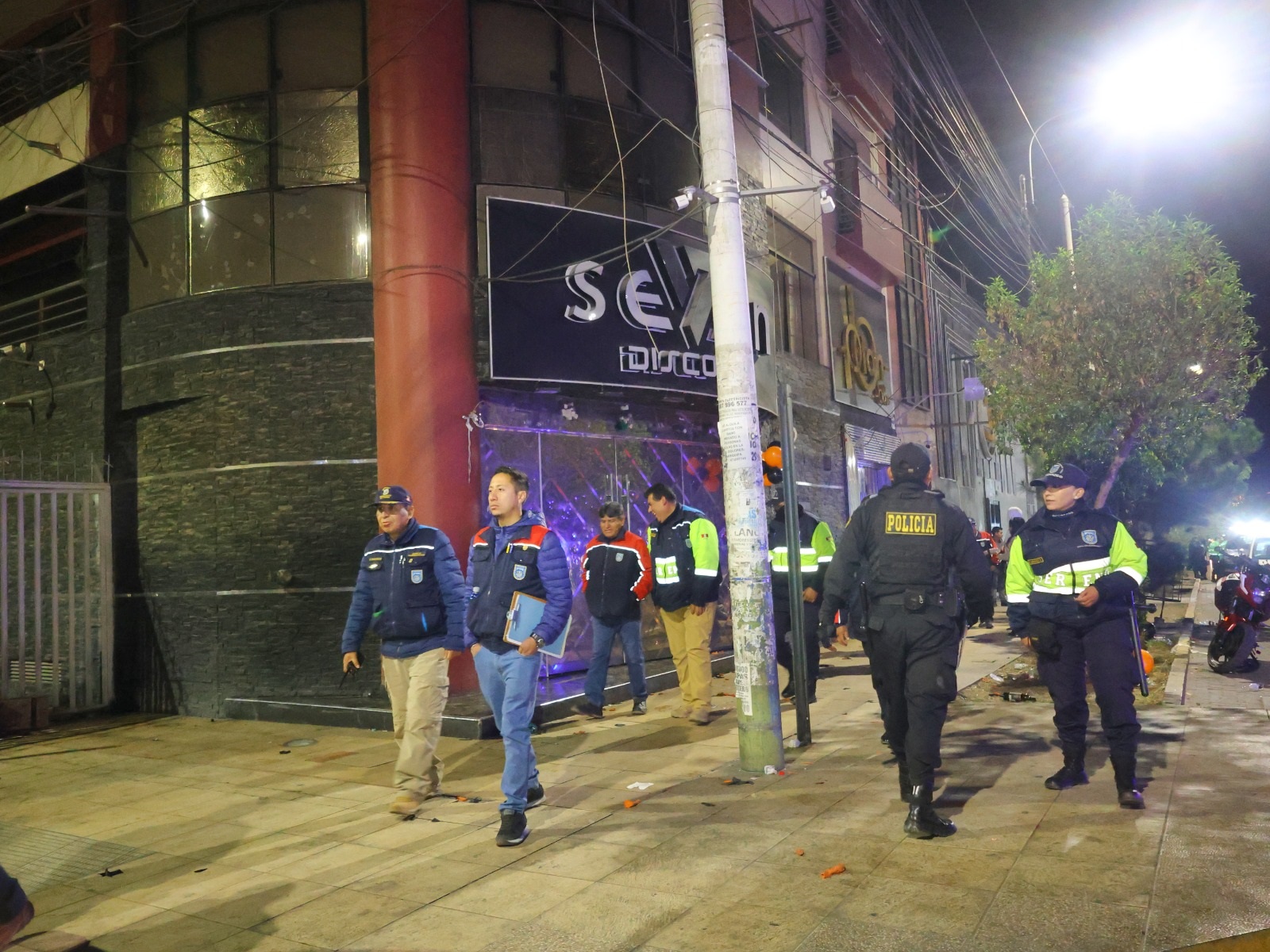 Bustamante y Rivero garantiza orden y seguridad en Feria de Todos los Santos