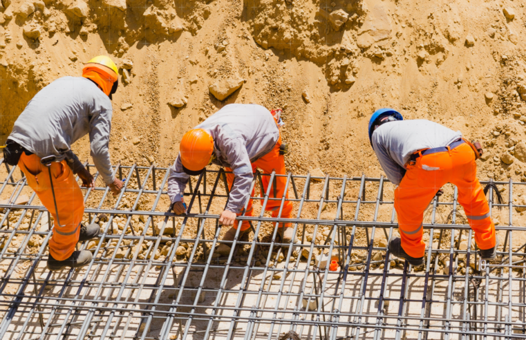 Declaran de necesidad pública e interés obras en diez regiones