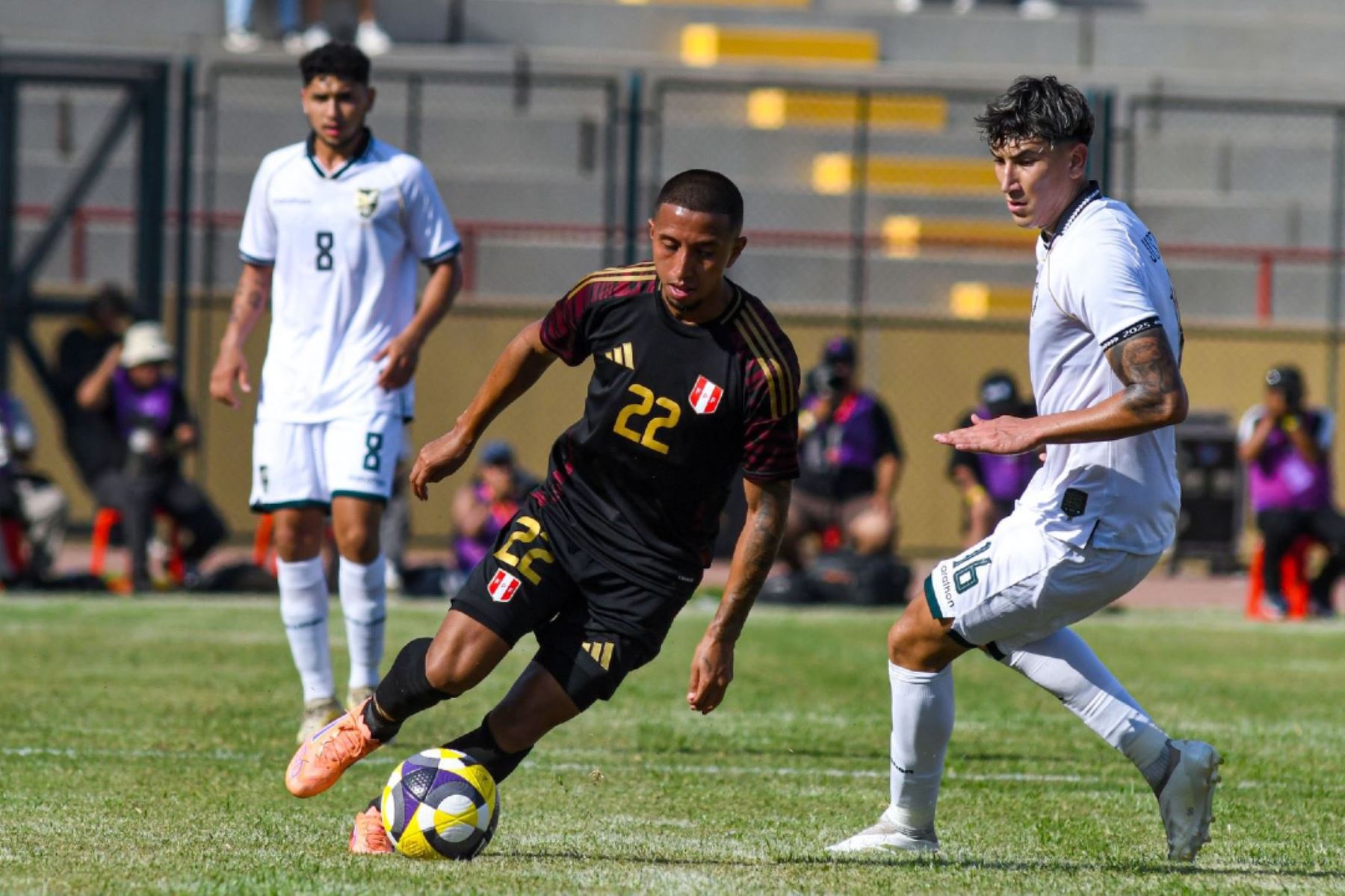 Perú despide el año con un triunfo ante Bolivia