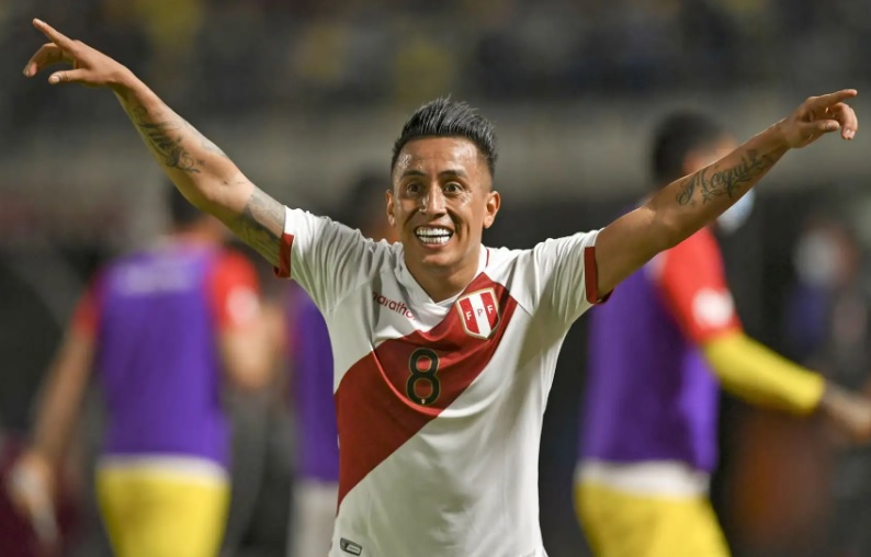 Cueva con esperanzas de volver a la selección peruana