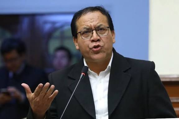 JEE concluye que Roberto Sánchez faltó a la neutralidad electoral