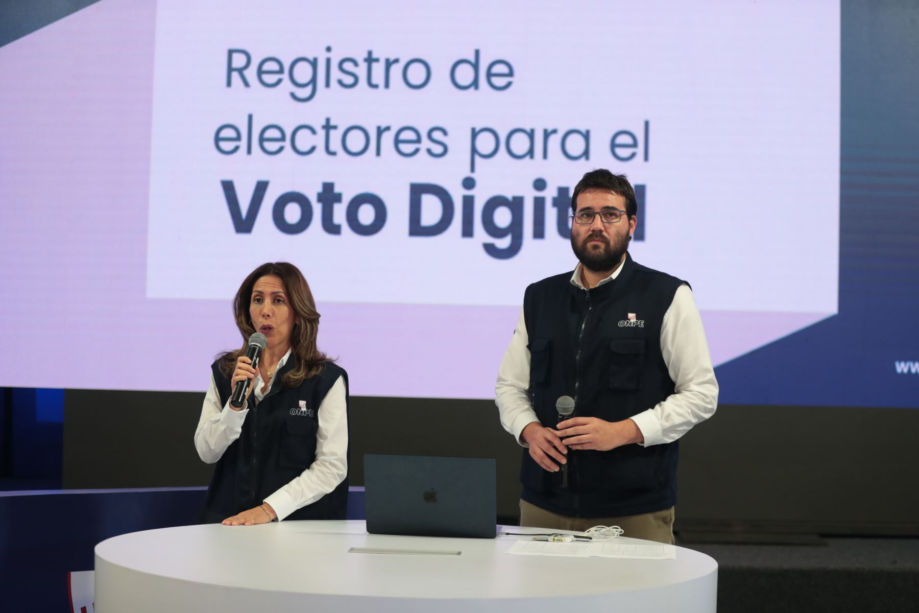Casi 10 mil peruanos se inscribieron para usar el voto digital